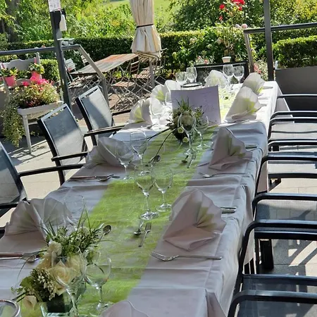 Kiekenstein فندق 3*