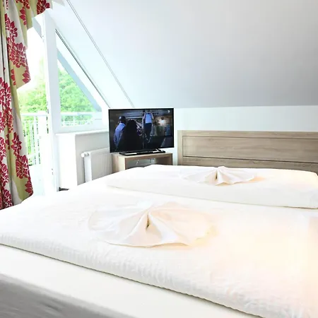 Hotell Kiekenstein 3*