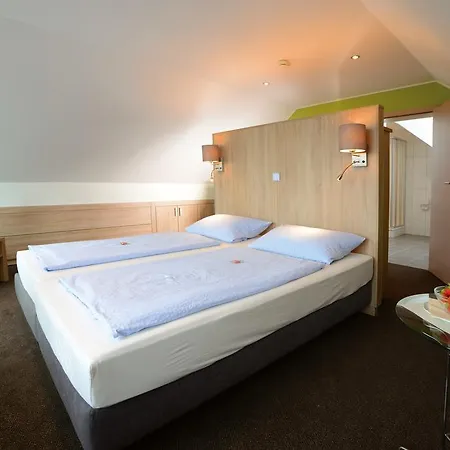 Kiekenstein 3* Stahle